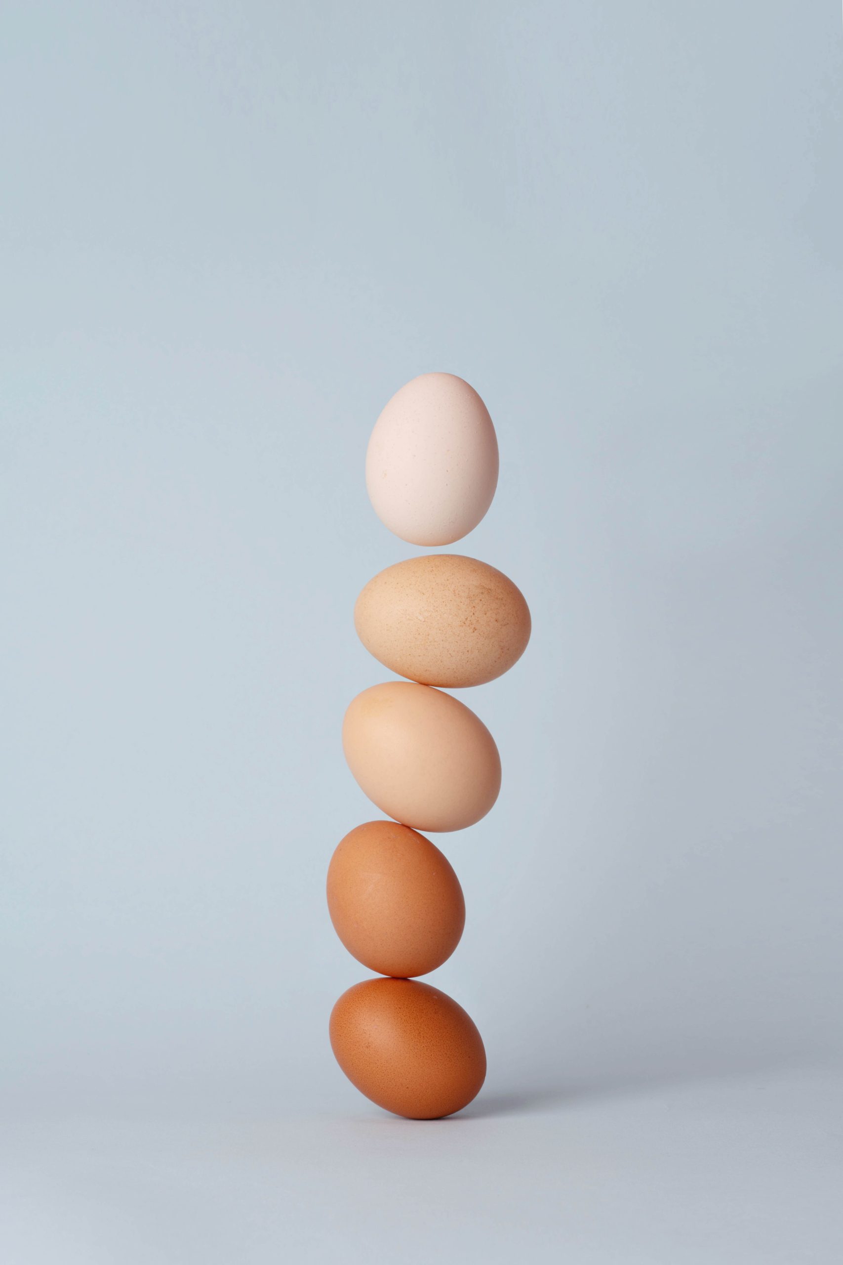 5 eggs in a column